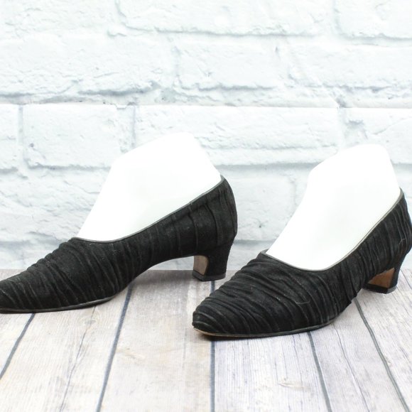 Saks Fifth Avenue Black Suede Pleated Leather Sole Pumps Shoes Size 7 B - Picture 3 of 10